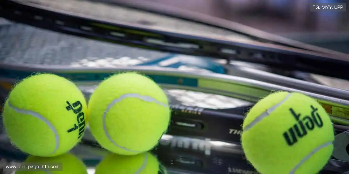 专业装备，轻松掌控赛场！🎾 品质与潮流，为你的热爱加冕！